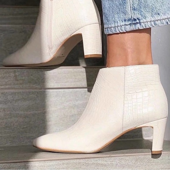 Matisse Shoes - Matisse Crush White Booties Size 8 Brand New